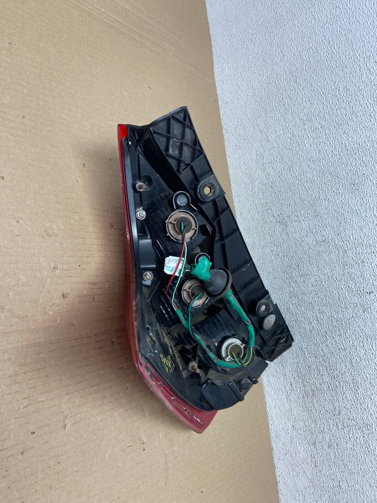 2014 - 2019 Nissan Versa Note Hatchback Right Passenger Tail Light AE9475 LK7