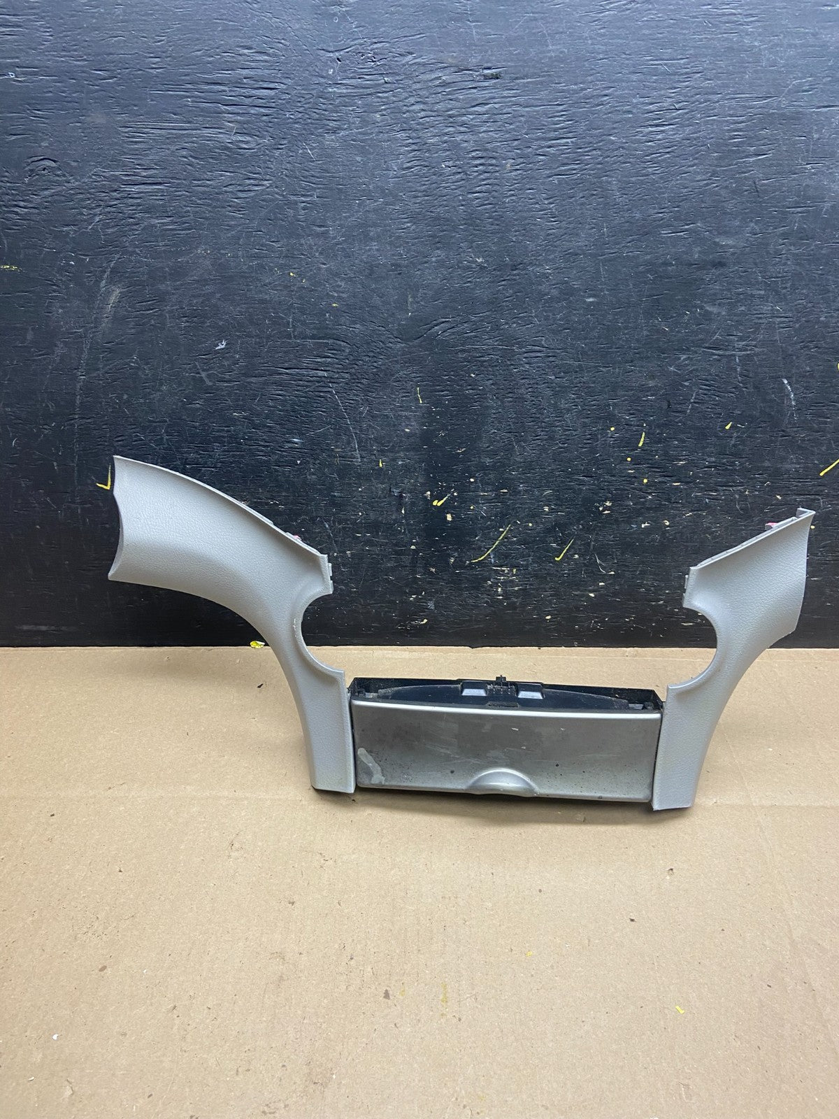2008 to 2013 Toyota Highlander Center Dash Storage Pocket OEM T9171 DG0