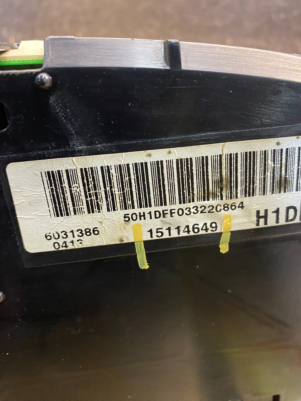 2003 to 2006 Chevrolet Silverado Speedometer Instrument Cluster AH9928 DW6