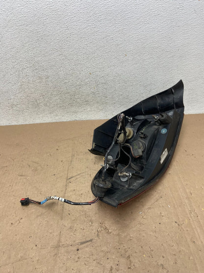 2004 2005 Mercury Sable Right Passenger Side Tail Light AG5433 PS6