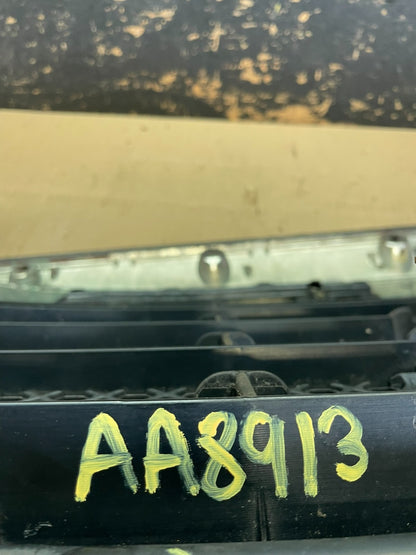 2007 to 2009 Toyota Tundra Front Upper Grill Grille W/ Emblem AA8913 DG7