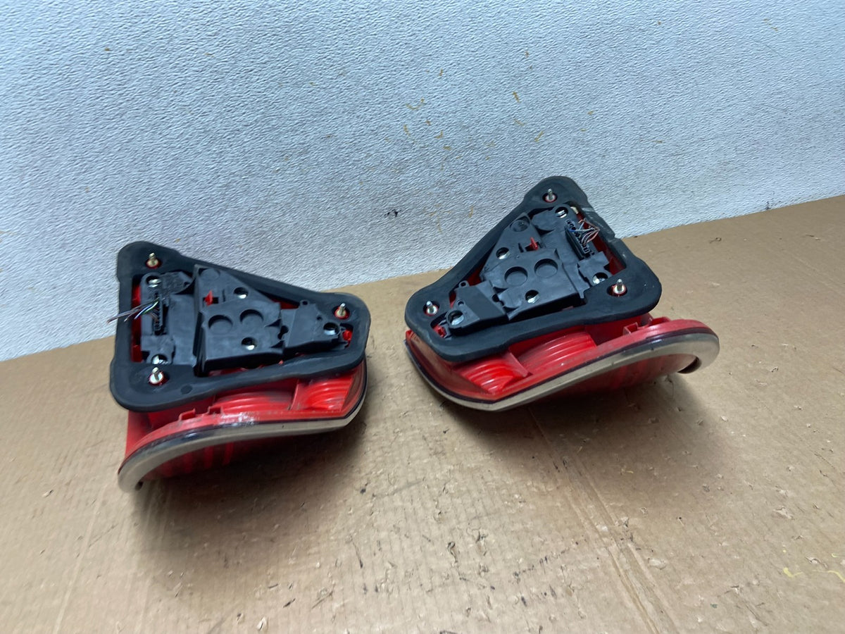 2006-2009 Mercedes Clk-Class Left+Right Side Tail Lights AI5617 DW7