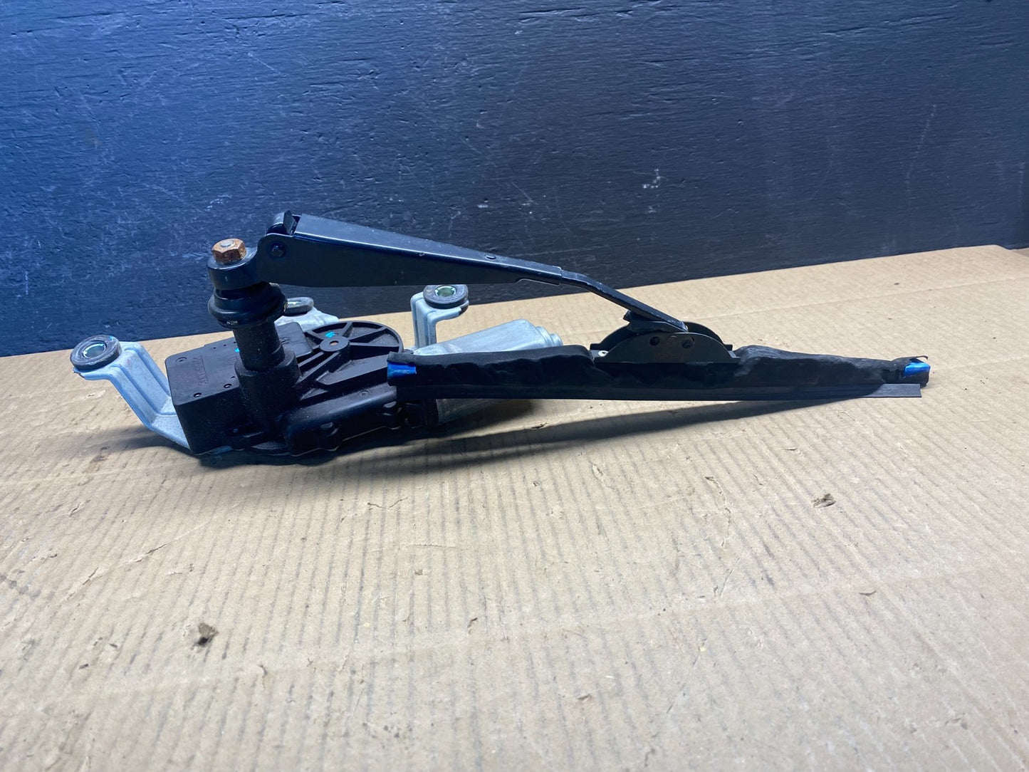 2009-2017 Chevrolet Traverse Rear Glass Windshield Wiper Motor AD1519 DG3