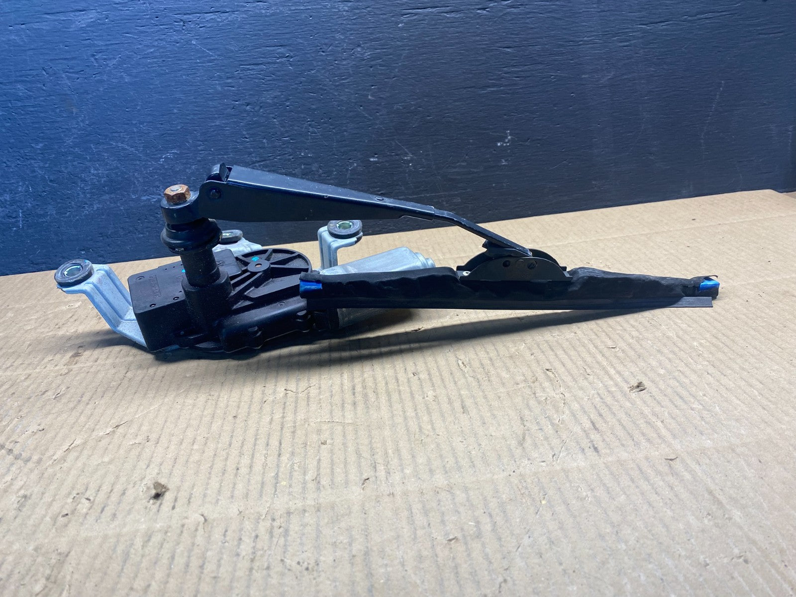 2009-2017 Chevrolet Traverse Rear Glass Windshield Wiper Motor AD1519 DG3
