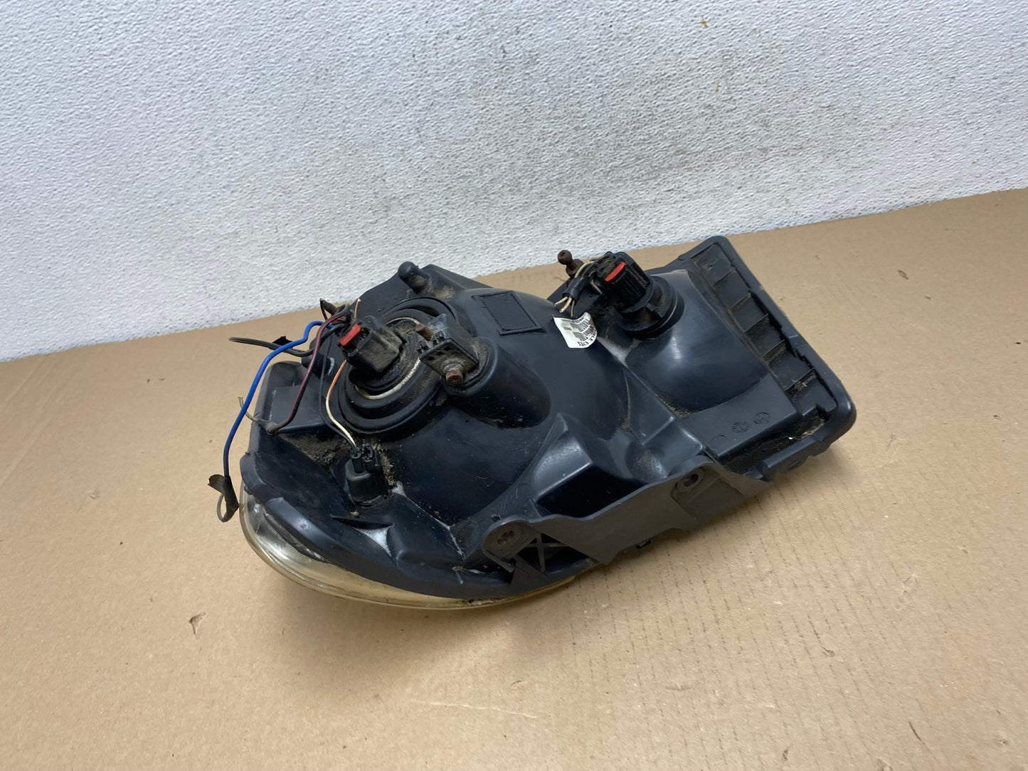 2007 2008 2009 Chrysler Aspen Right Passenger RH Halogen Headlight AF3052 LK7