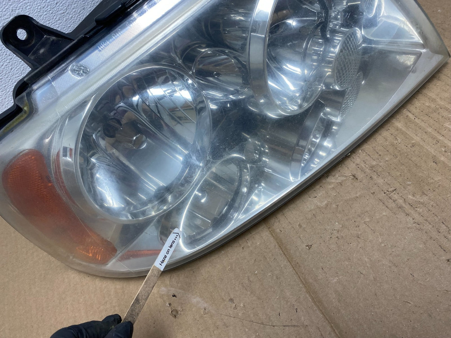 2003 - 2006 Lincoln Navigator Right RH Side Headlight Halogen AB8158 DW5