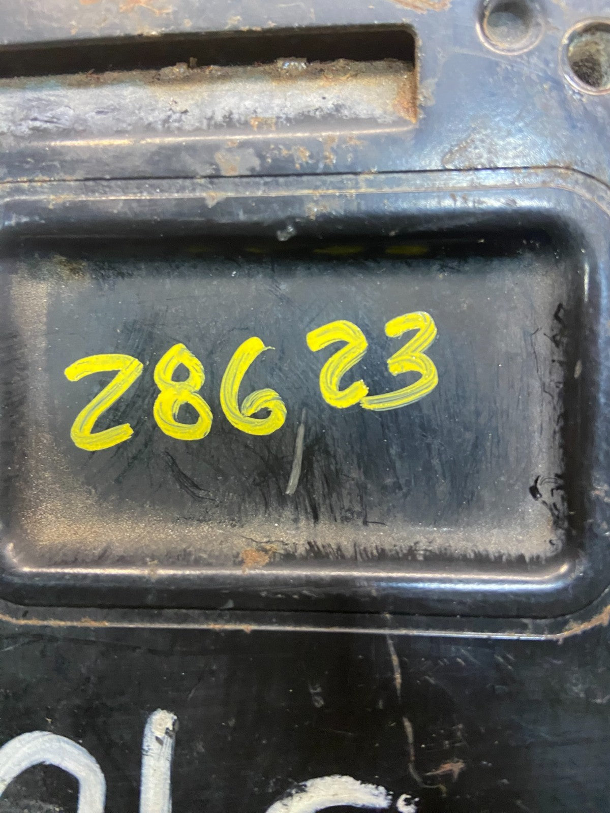 1998 Chrysler  Caravan  3.8L Engine Control Module P04748229AI z8623 DG4
