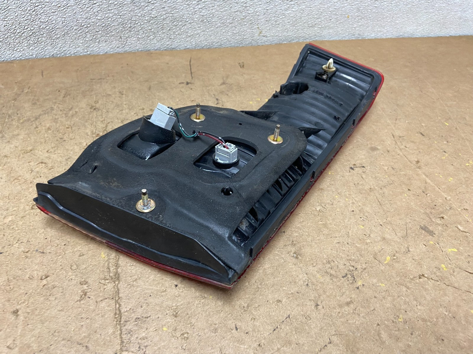 1998 to 2000 Honda Accord Right Passenger Side Inner Tail Light OEM X7525 DW7