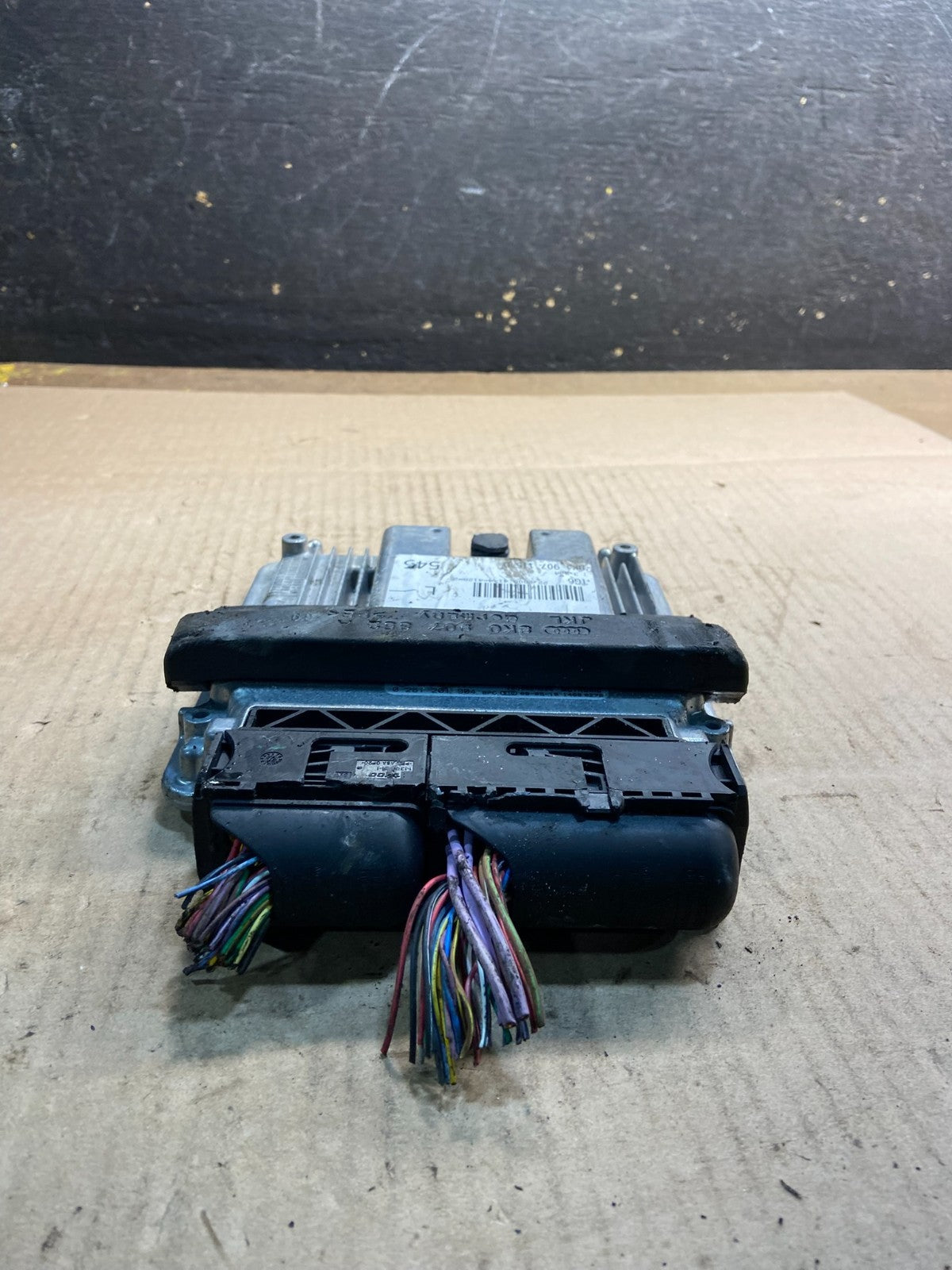2009 to 2010 Audi A4 2.0L Engine Computer Ecu Pcm Ecm Pcu Oem OEM Z4911 DG1