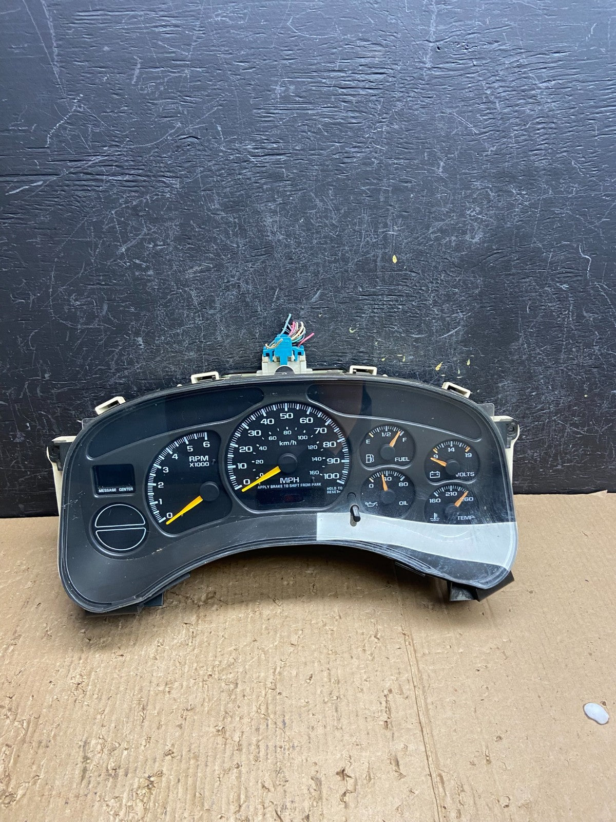 2002 GMC Yukon Speedometer Cluster Gauge af1636 DG0