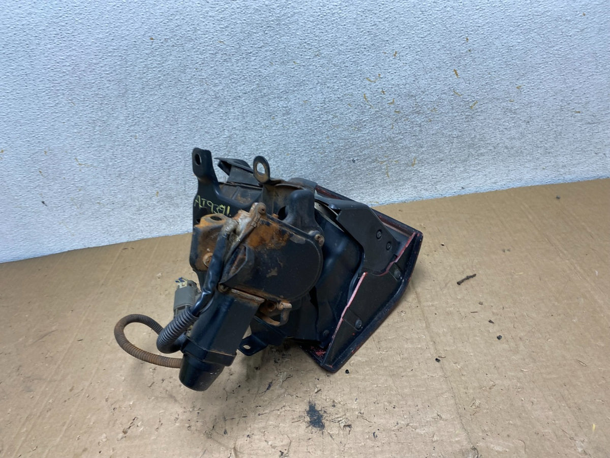 1987 to 1990 Nissan Pulsar Left Driver Side Headlight AI9391 LK6