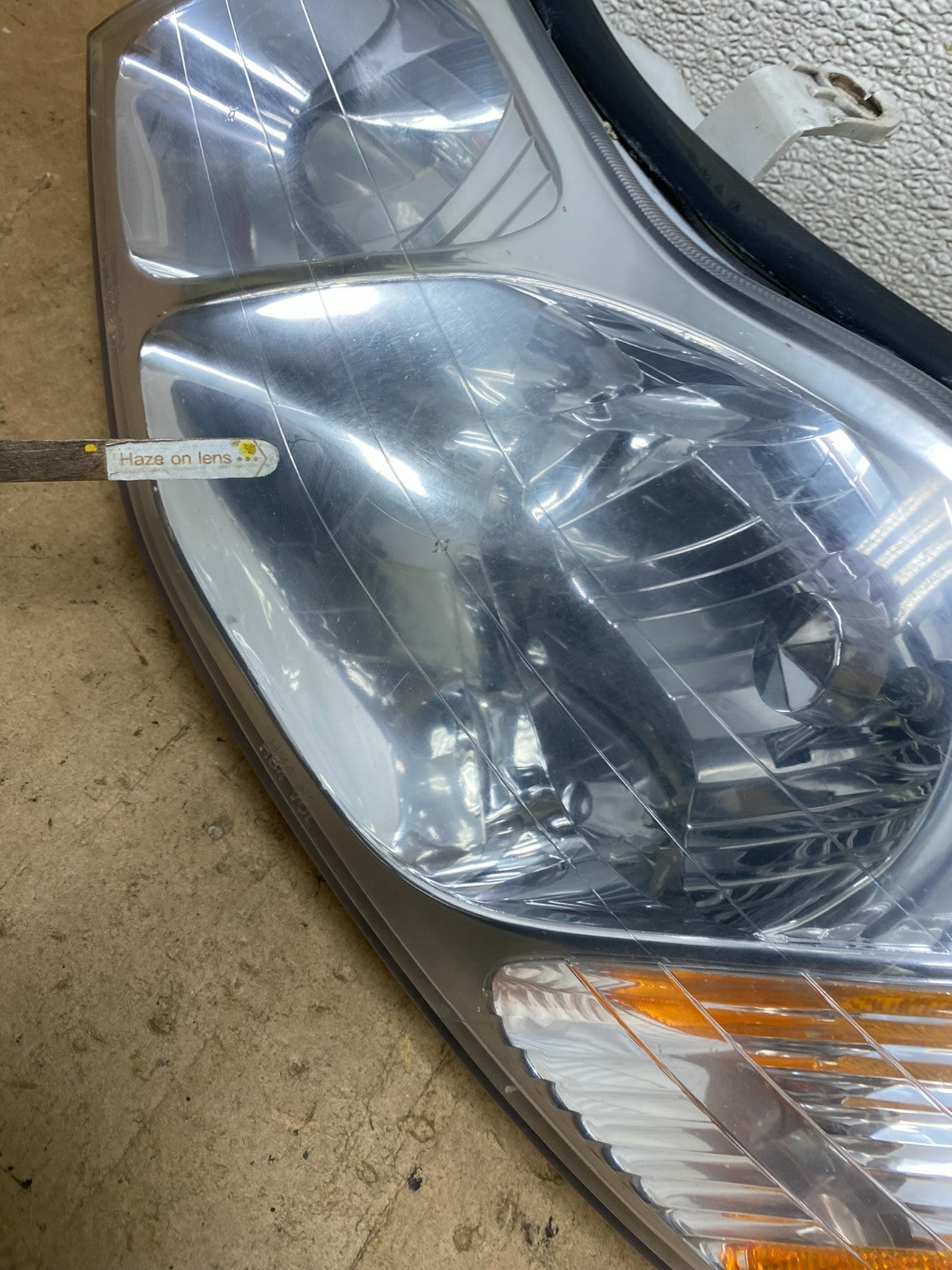 2000 to 2004 Toyota Avalon Halogen Left Driver LH Headlight TYC X6918 DW5