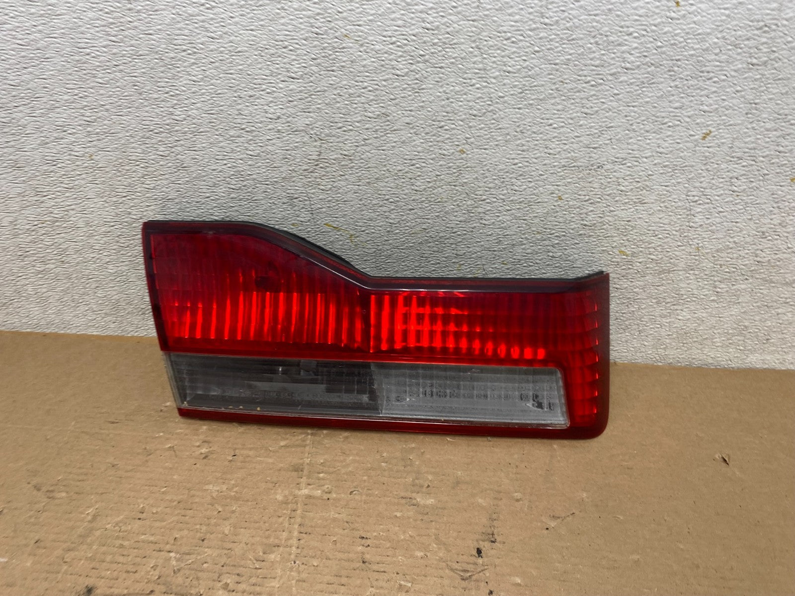 2001 to 2002 Honda Accord Left Driver LH Side Inner Tail Light OEM Q9166 DW1