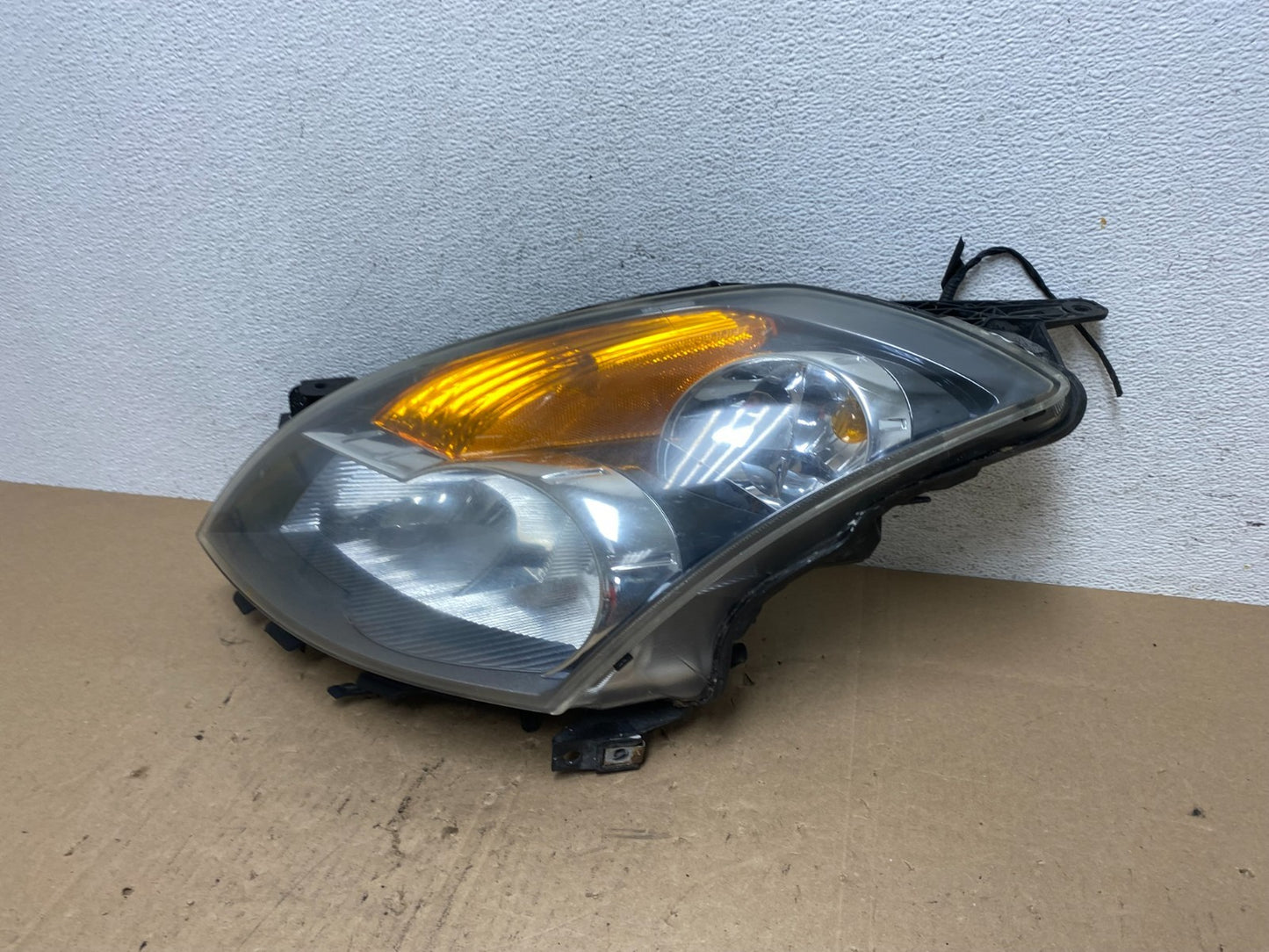 Sedan 2007 2008 2009 Nissan Altima Left Driver Headlight AE6133 DW1