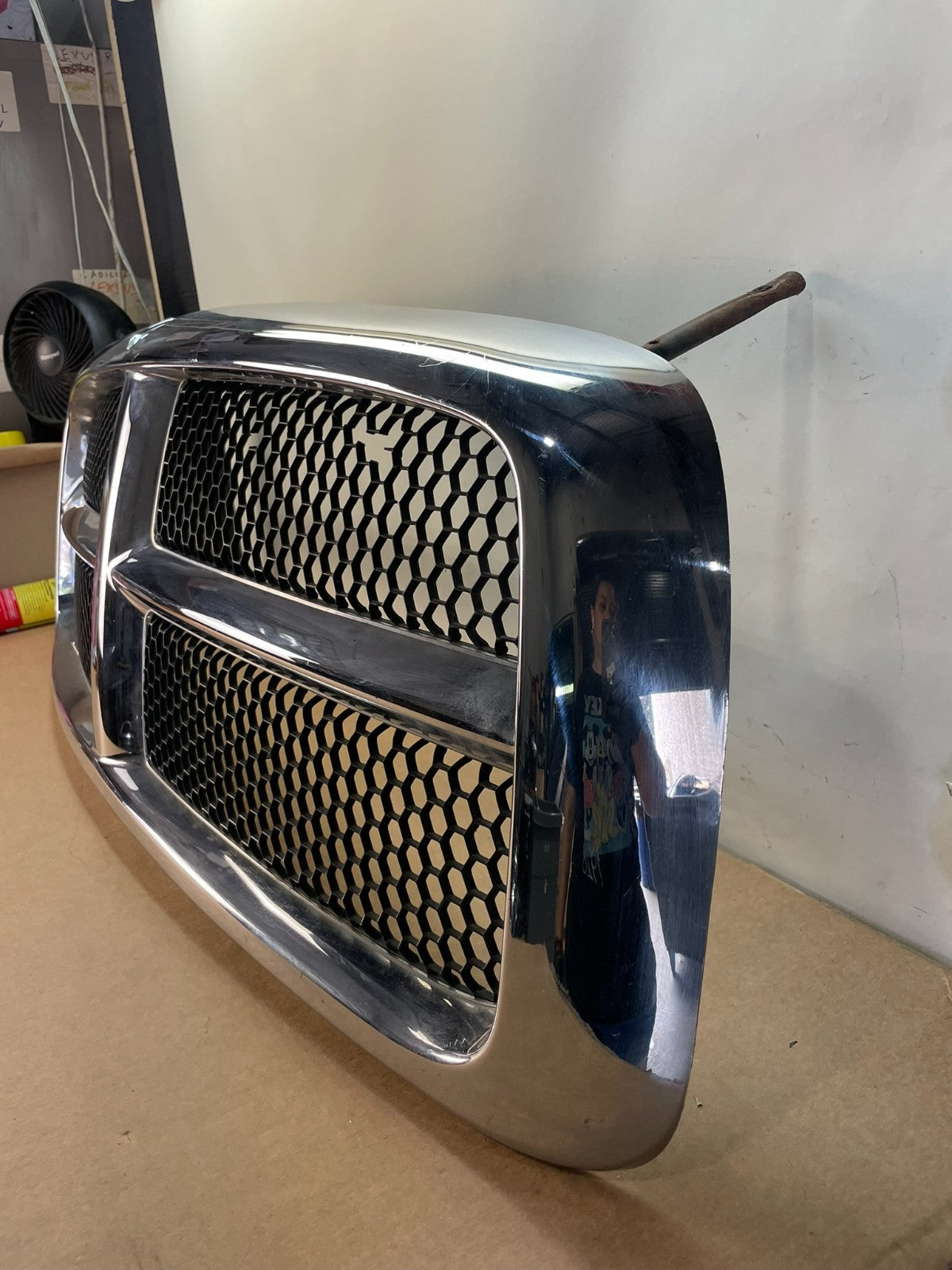 2002 2003 2004 2005 Dodge Ram 1500  Upper Front Grill Grille AF8559 DG1