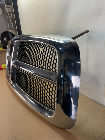 2002 2003 2004 2005 Dodge Ram 1500  Upper Front Grill Grille AF8559 DG1