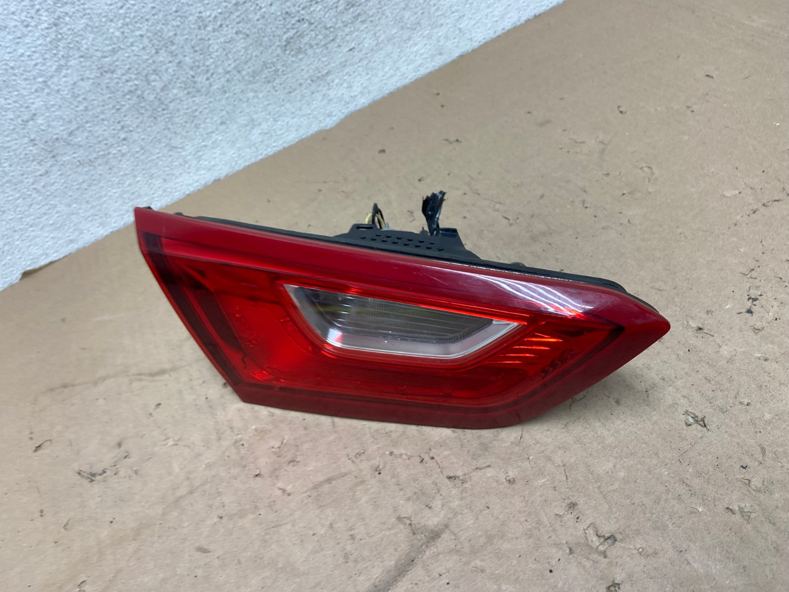 2016 - 2019 Chevrolet Malibu Left Driver LH Inner Tail Light AG4232 LK1