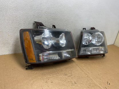 2007 to 2013 Chevrolet Suburban Tahoe Left+Right Set Headlights DEPO AI6632 DW2