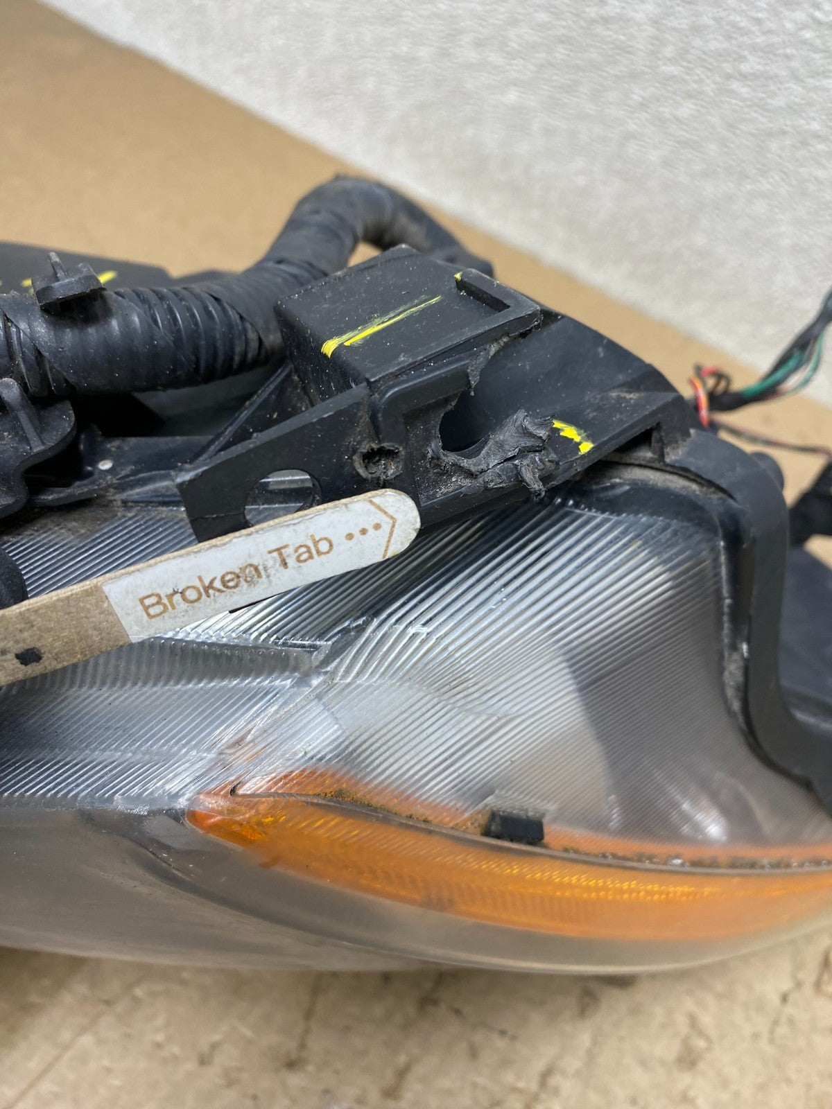 Sedan 2010 2011 2012 Nissan Altima Headlights Halogen Left+Right Side X2631 DW13