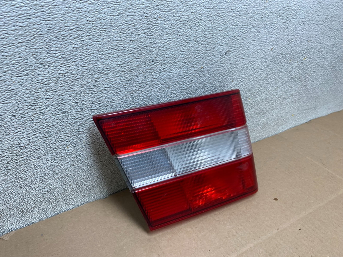 1995 to 1997 Volvo 940 960 Left Driver LH Side Inner Tail Light Oem W0515 DW2