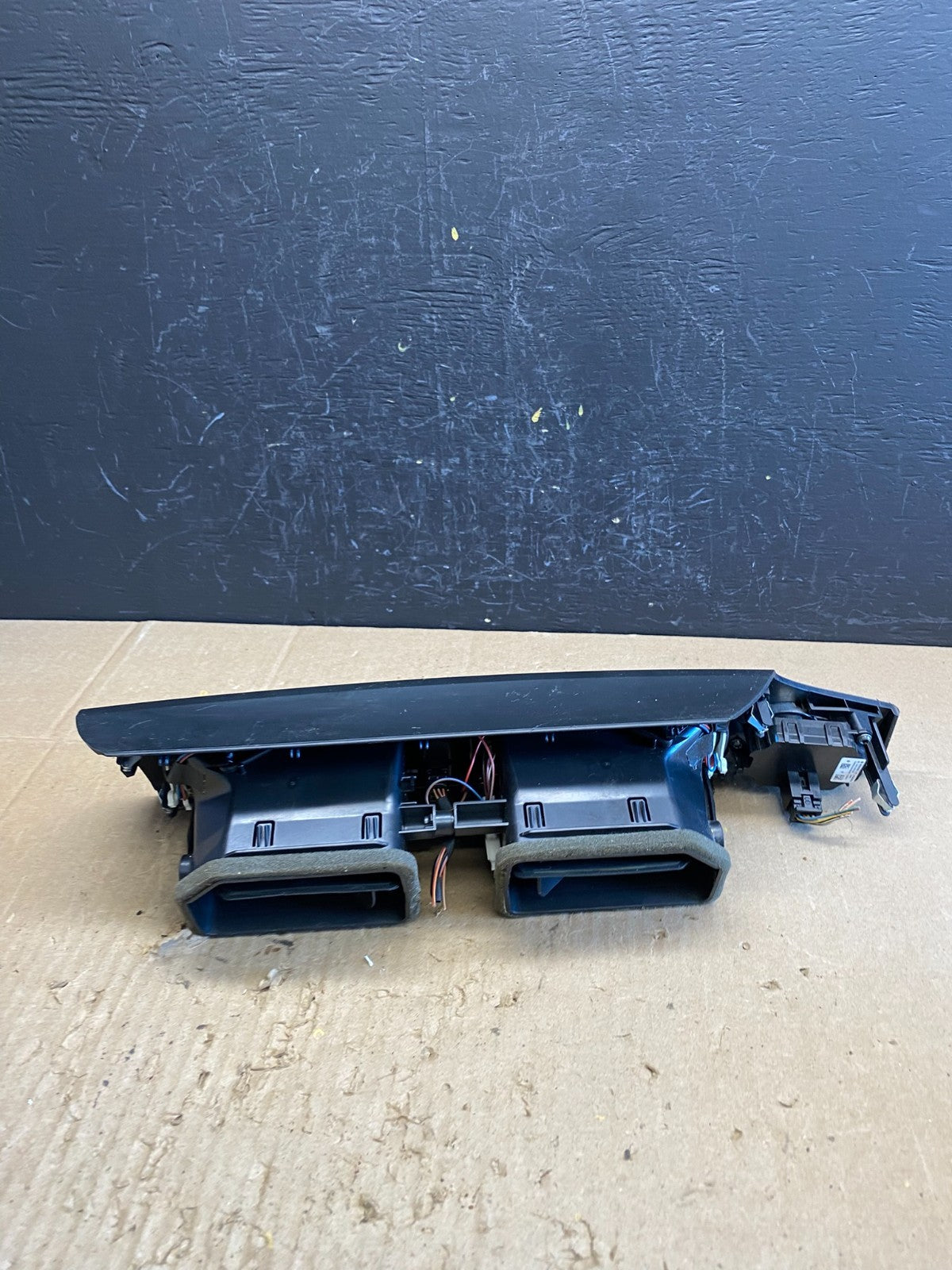 2011- 2017 BMW X3 F25 Center Dash Trim Molding w/ Air Vents AC4820 DG5