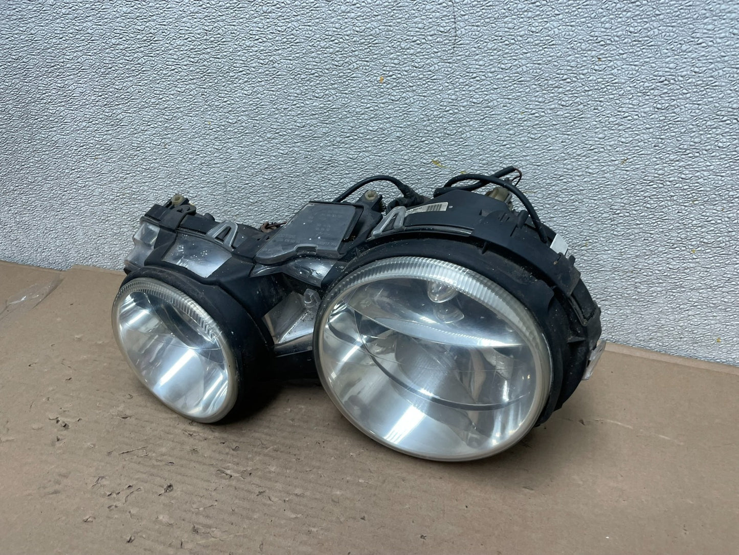 2000 to 2002 Jaguar S-Type Left Driver LH Side Halogen Headlight OEM AB0039 DW1