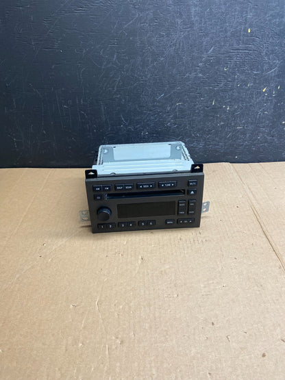 2003 - 2010 Lincoln Town Car AM/FM Radio CD Player ae4386 DG0
