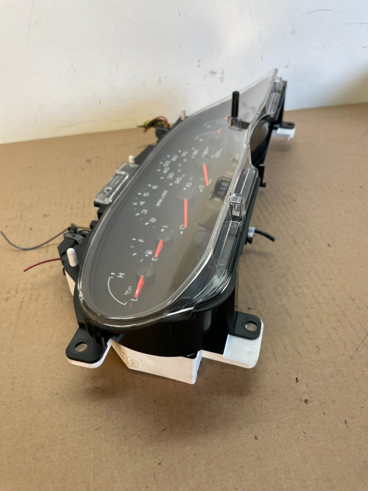 2004 to 2008 Ford E150 E250 Gauge Speedometer Cluster AI4341 DG1