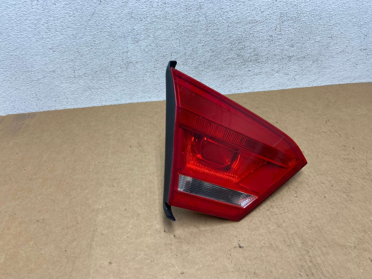 2012 to 2015 Volkswagen Passat Left Driver Lh Inner Tail light AE3080 LK0