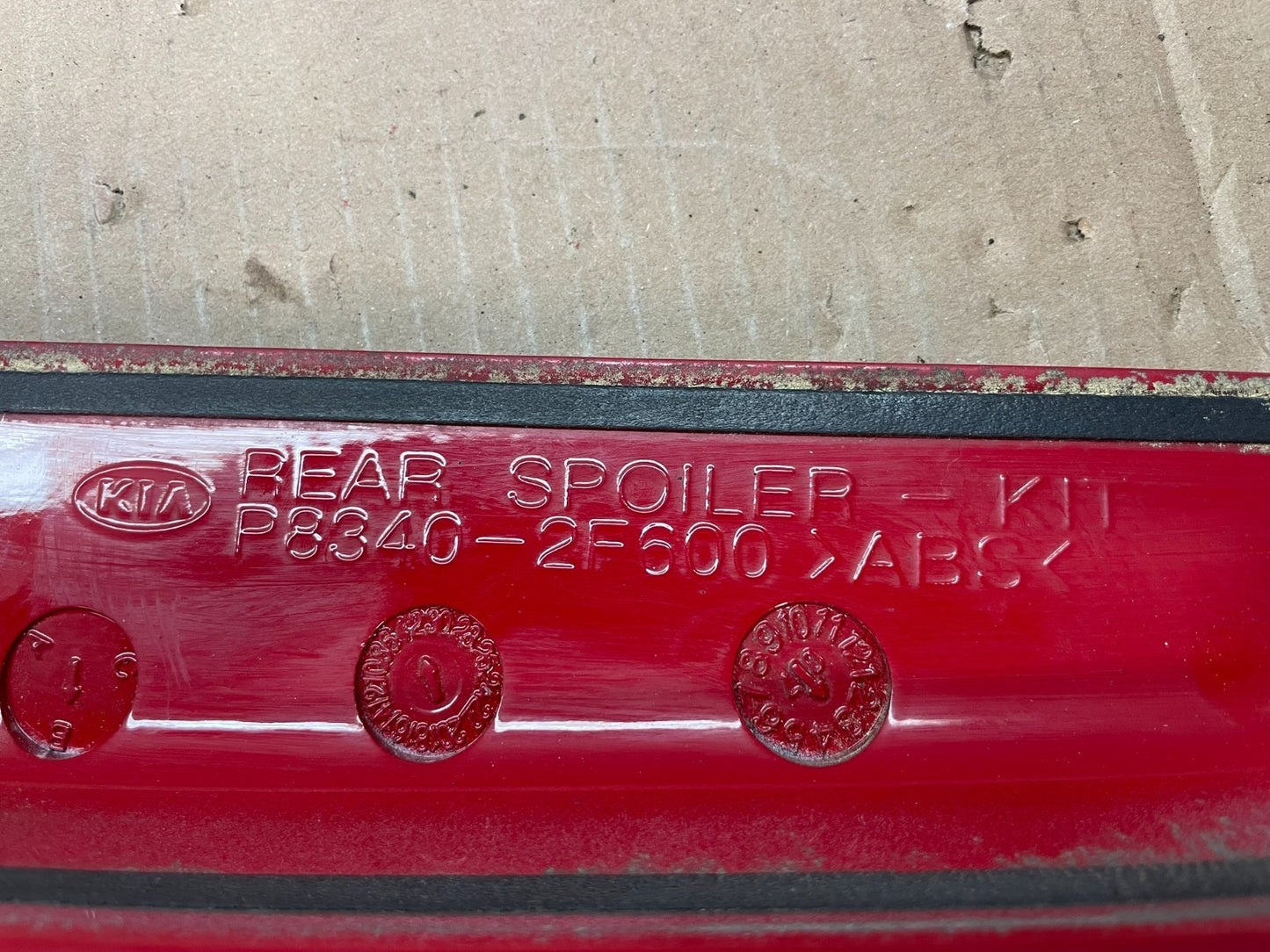 2005 to 2009 Kia Spectra5 Spoiler Wing Brake Third 3RD Light AE3682 DG4