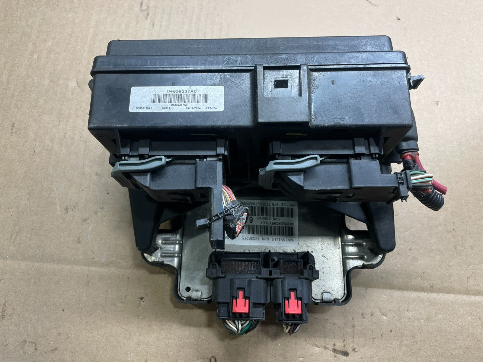 2005 Jeep Grand Cherokee Fuse Box BCM Body Control Module Oem q0203 DG3