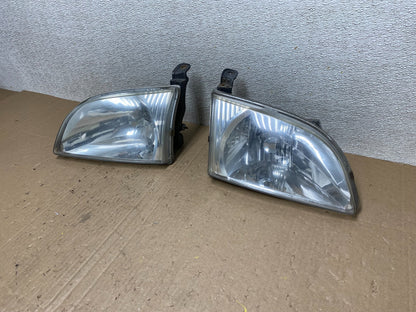 2001 2002 2003 Toyota Sienna Left+Right Side Set Headlights Halogen U0476 DW1