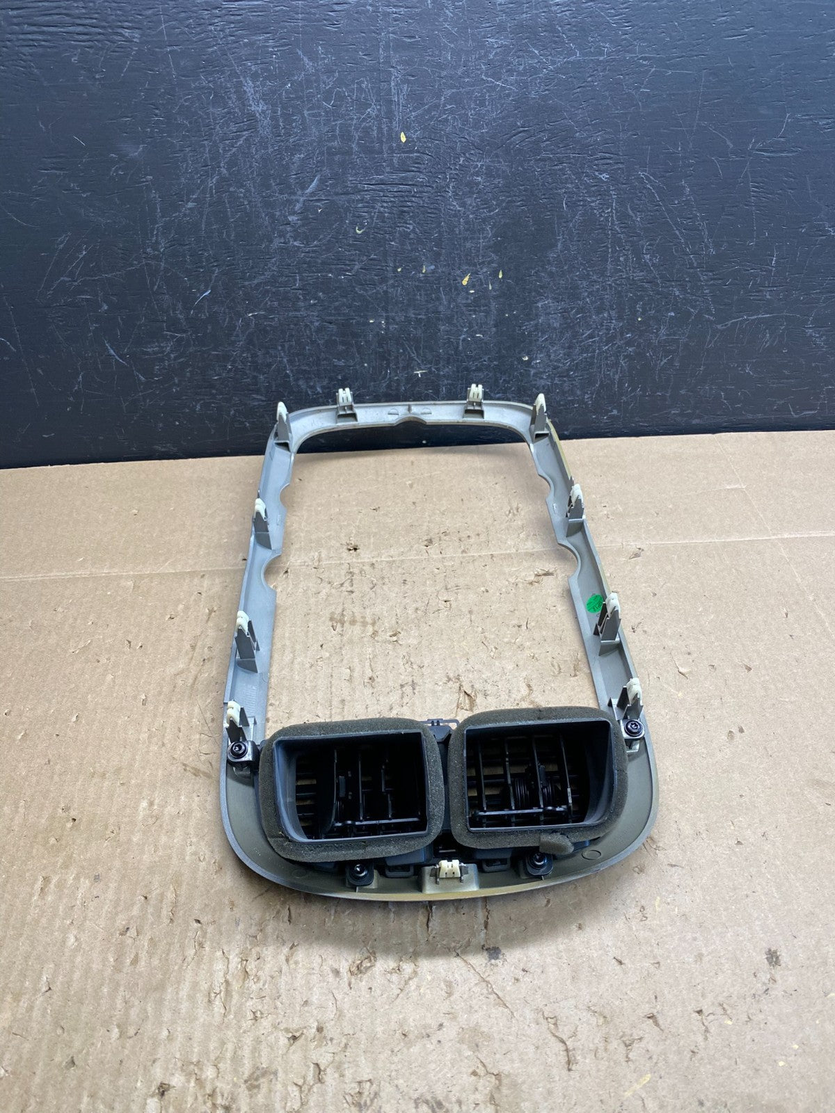 2013-2016 Chevrolet Malibu Center Radio Switch Air Vent Trim Bezel AC9135 DG3