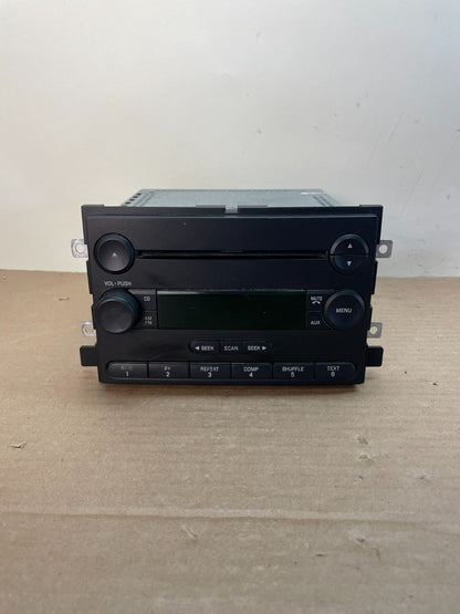 2004 to 2008 Ford F150 Mustang Radio Stereo Audio AM/FM ai0509 DG0