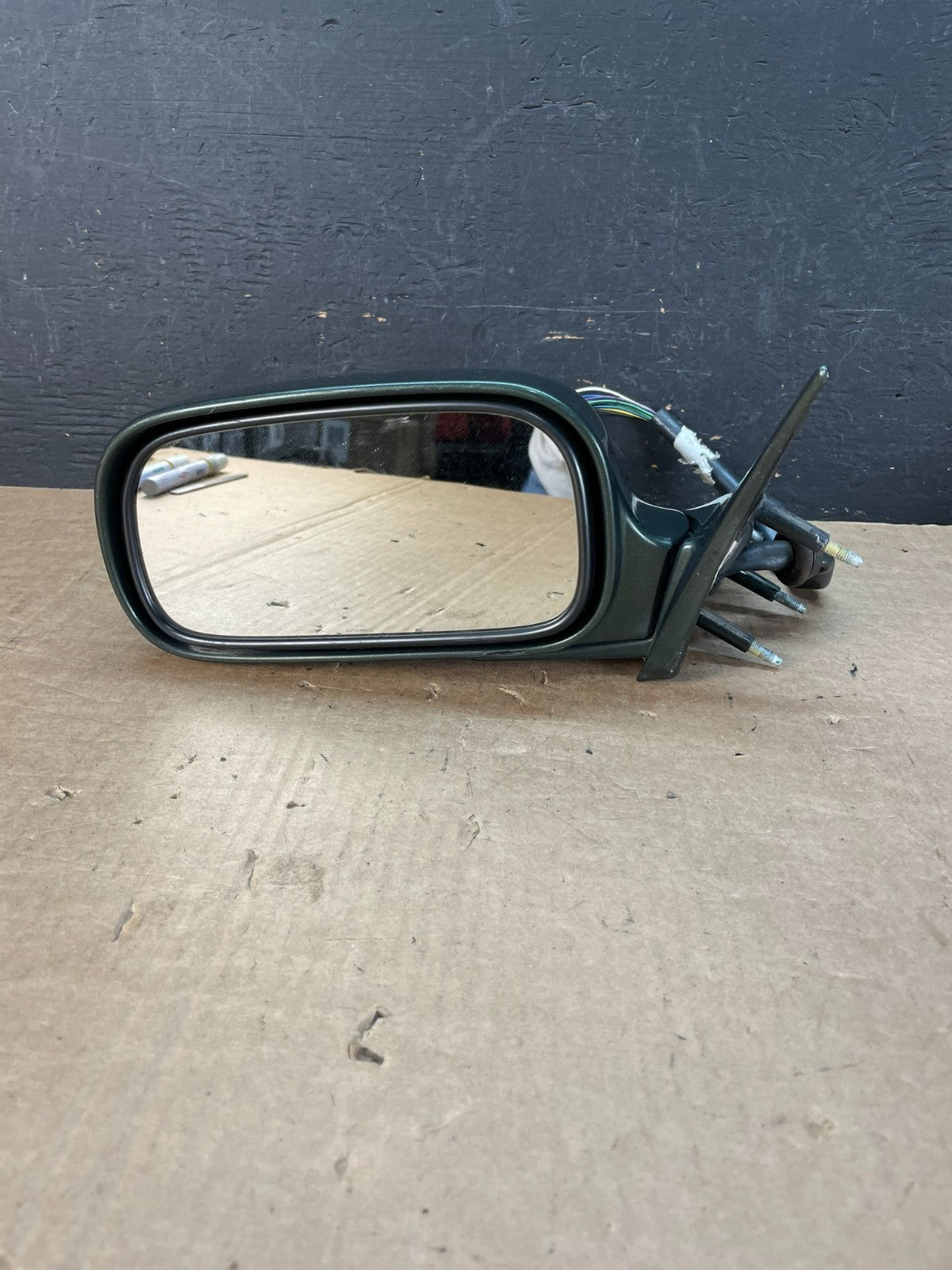 1998 to 2004 Cadillac Seville Left Driver LH View Door Mirror AE8493 DW8