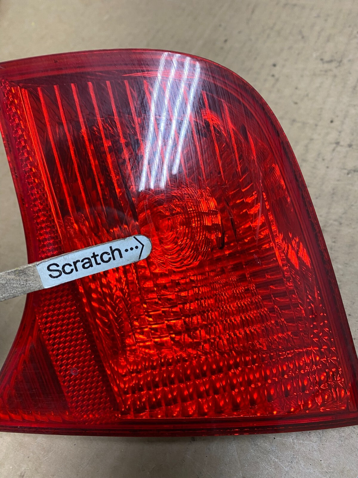 2004-2008 Audi A4 Sedan Right Passenger RH Side Inner Tail Light L8247 DW3