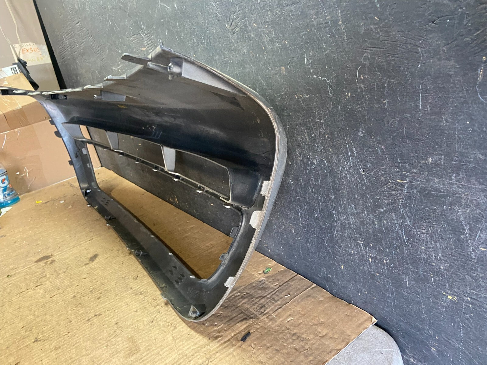 2012 to 2013 Kia Soul Front Bumper Center Grill Grille OEM O6141 DG10