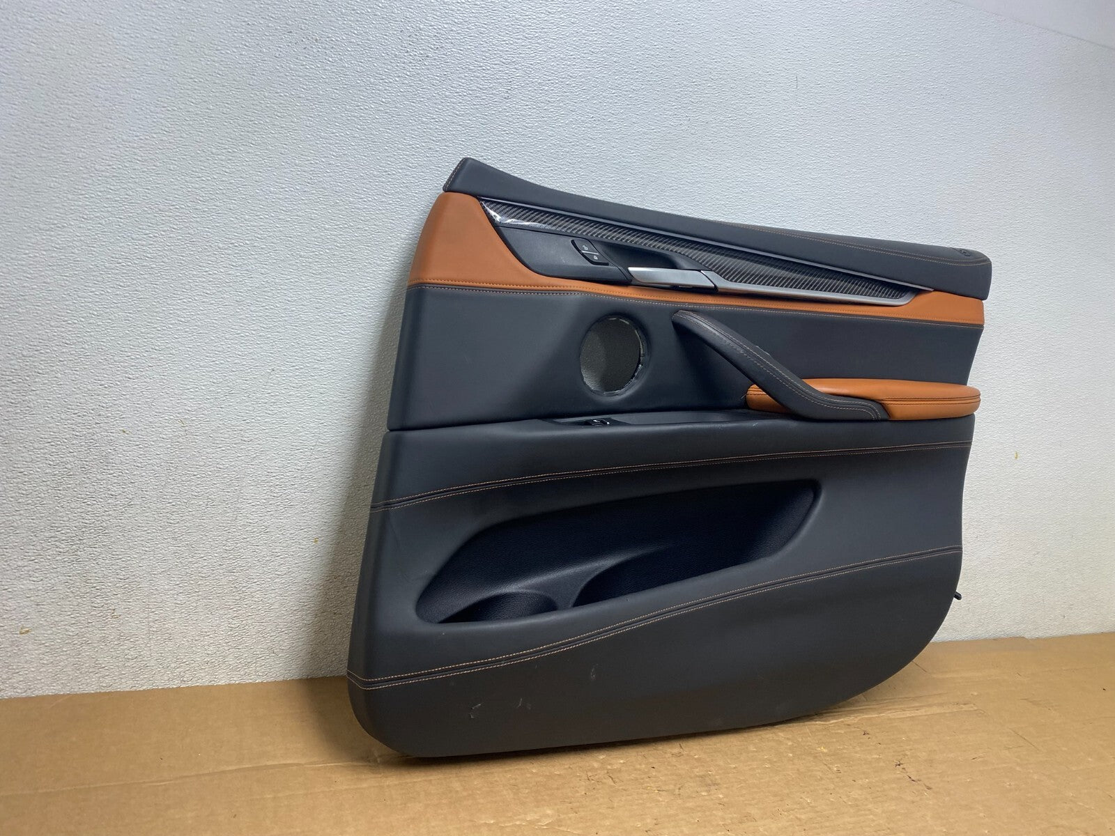 2014 to 2018 Bmw X5 Front Right Passenger Side Door Panel Cover OEM M6924 DG2