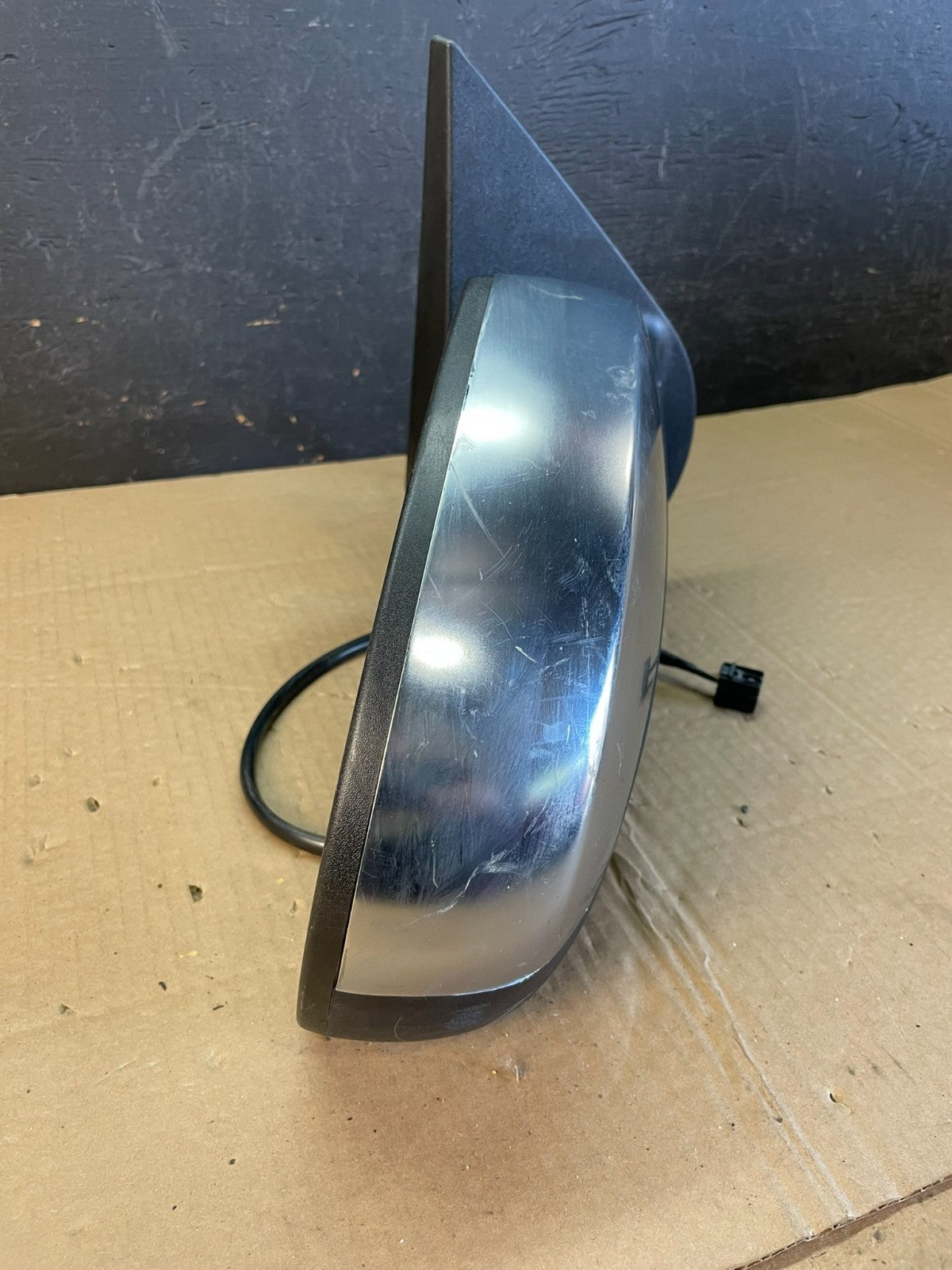 2010 to 2014 Chevrolet Tahoe Suburban Right Passenger Door Mirror AC9778 DW1