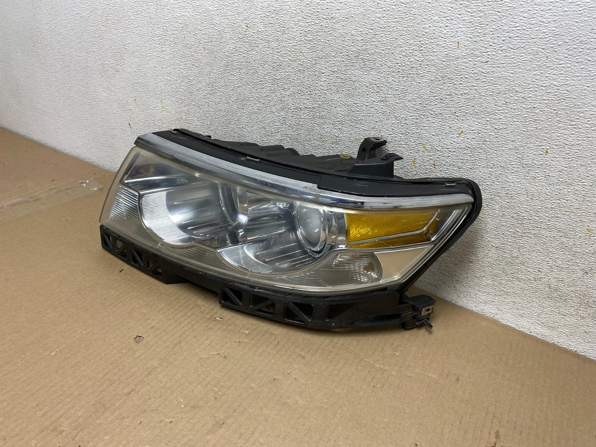 2006 to 2009 Lincoln MKZ Zephyr Left Driver Headlight Halogen AH5742 DW2