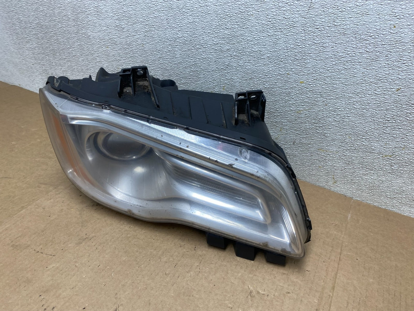 2011 to 2014 Chrysler 300 Right Passenger RH Halogen Headlight OEM W8488 DW1