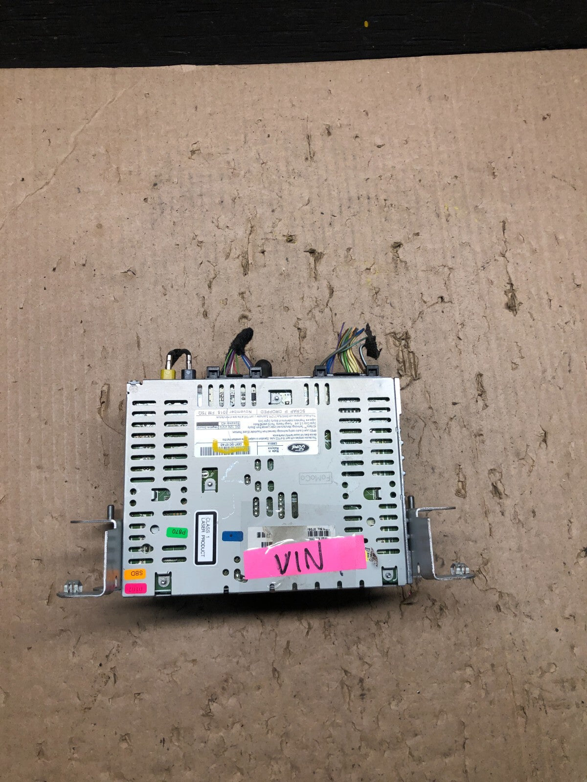 2016 Lincoln Mkt Am Fm Cd Player Radio Receiver F9024 DG13