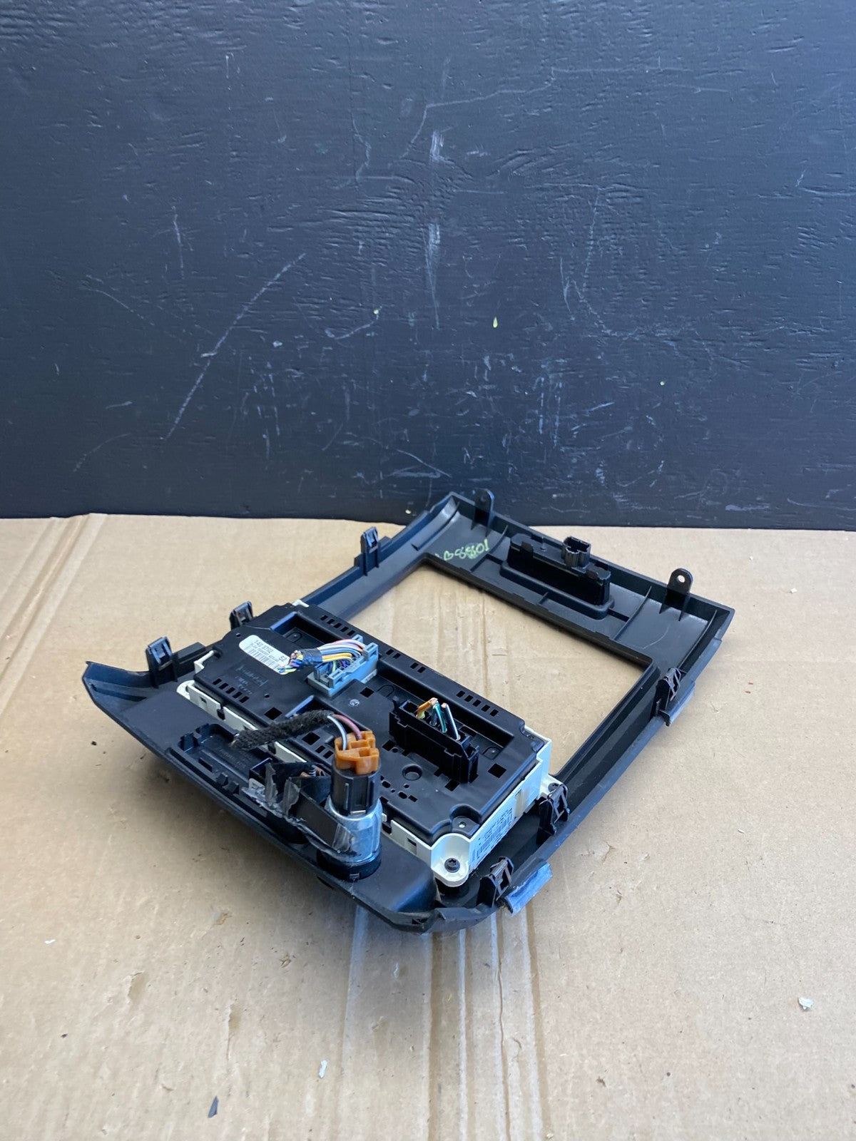 2009 Ford F150 Climate Control A/C Heater Panel Radio Bezel ab8801 DG4