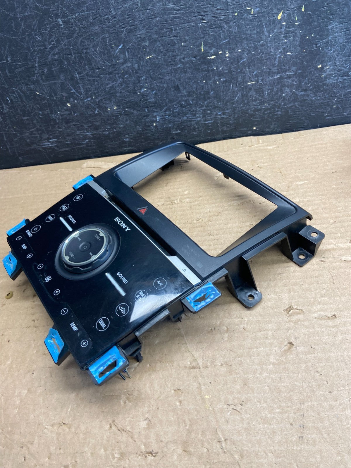 2011-2014 Ford Edge Heater Climate Control Sony Radio CD Control Dash af2610 DG2