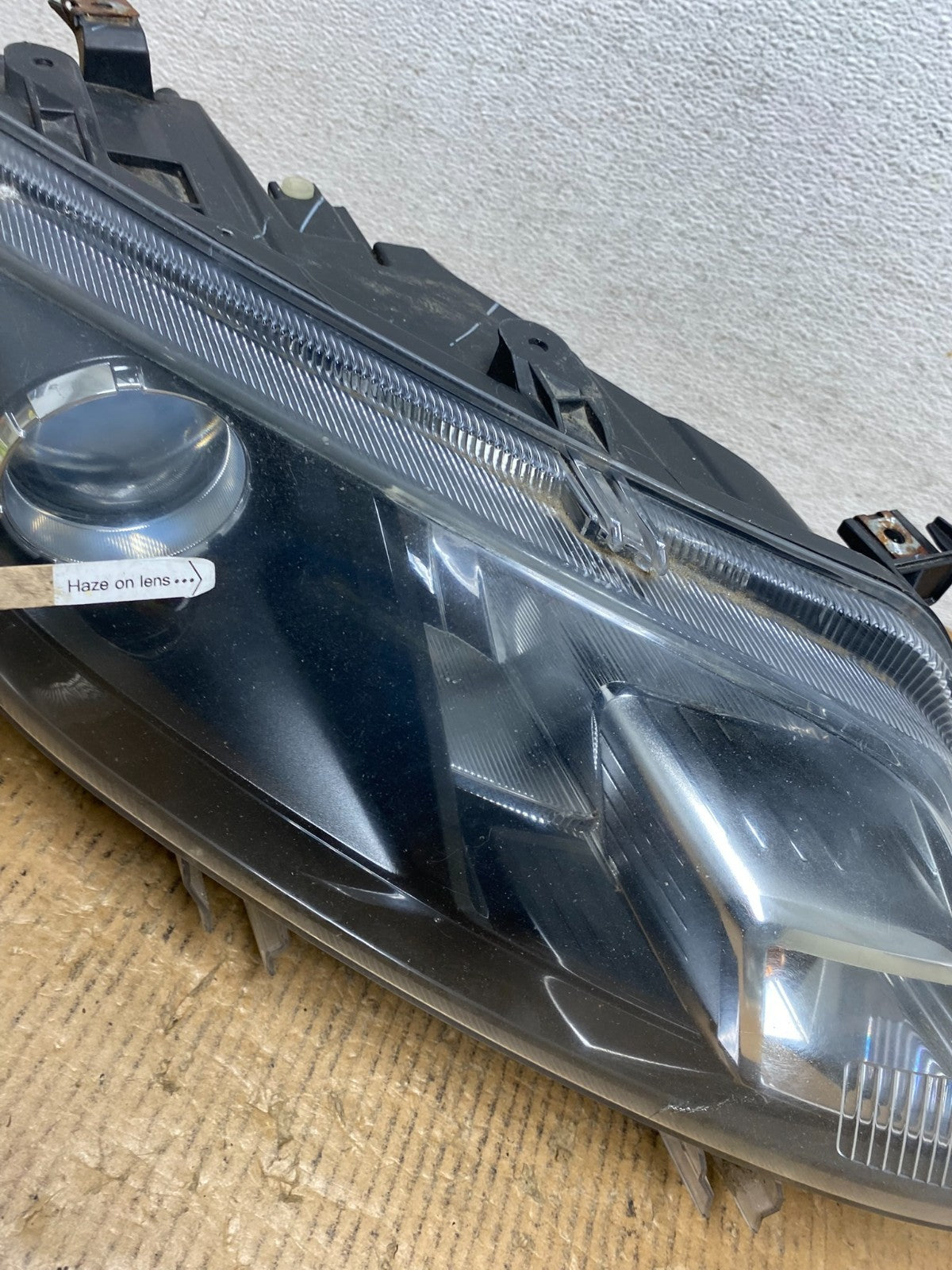 2010 2011 2012 Ford Fusion Right Passenger RH Headlight Halogen AE1423 DW4