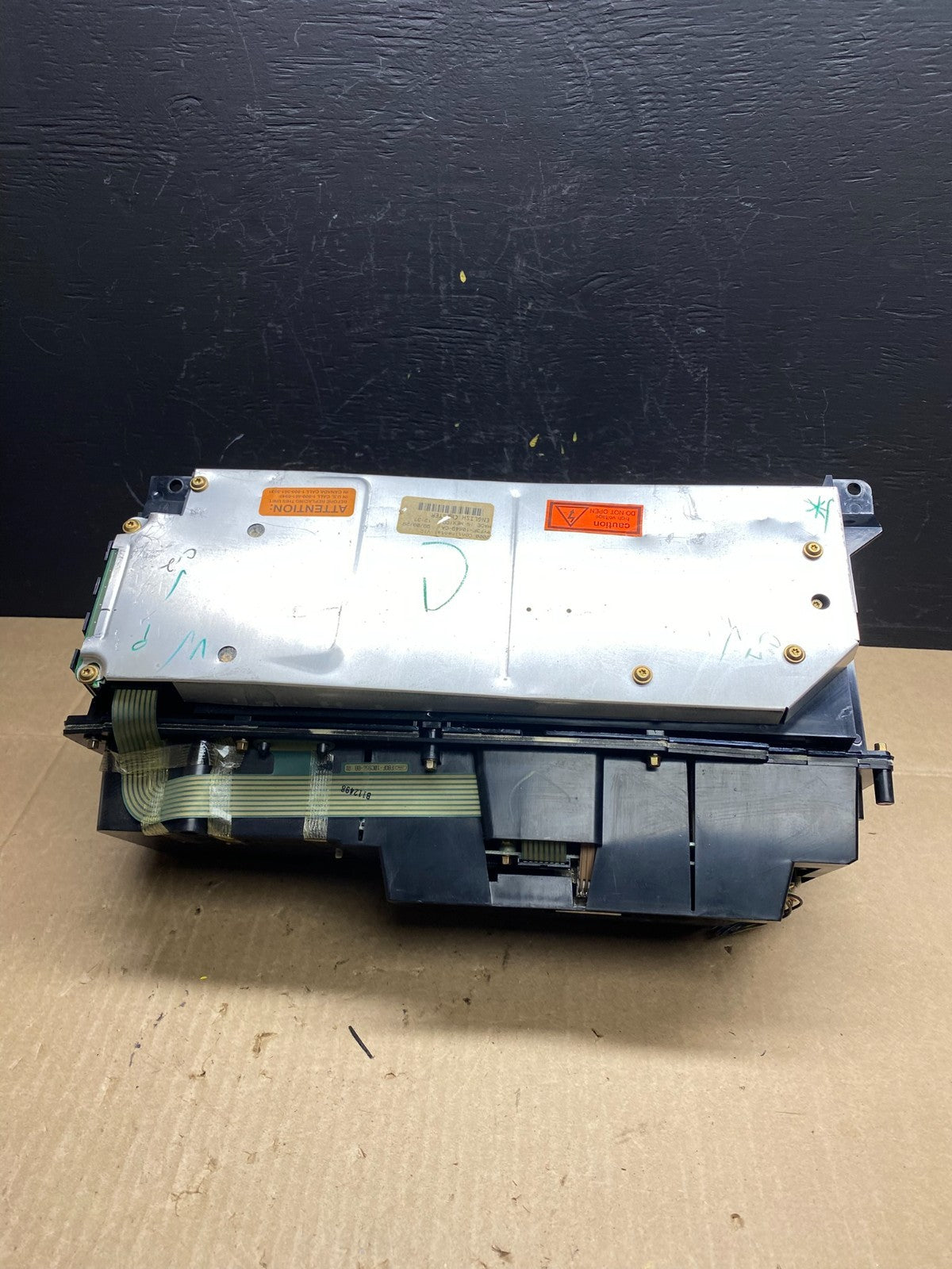 2000 Lincoln Continental 4.6L Speedometer Gauge Cluster ab9488 DG3