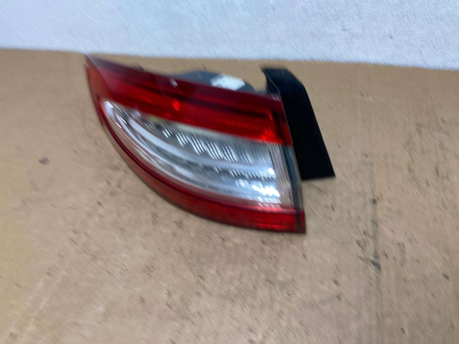2013 to 2016 Ford Fusion Left Driver LH Side Tail Light AD0637 LK1