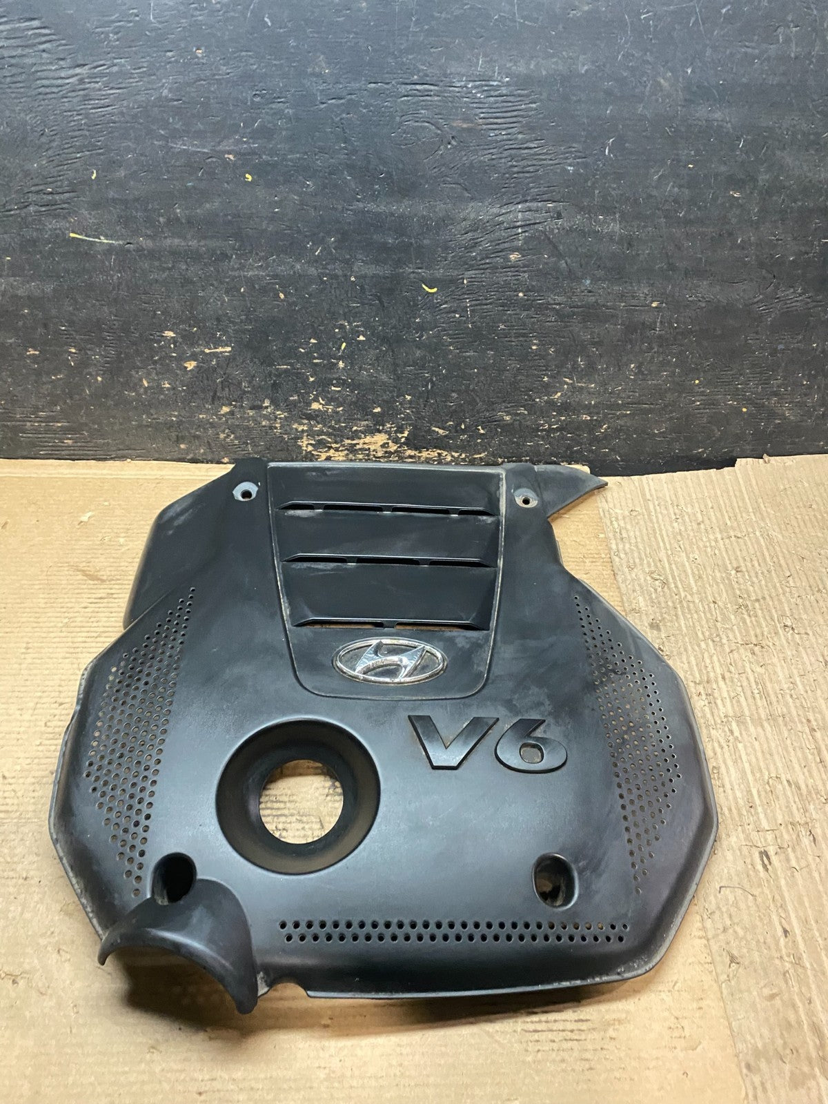 2006 to 2008 Hyundai Sonata V6 Engine Motor Shield Cover OEM V9397 DG0