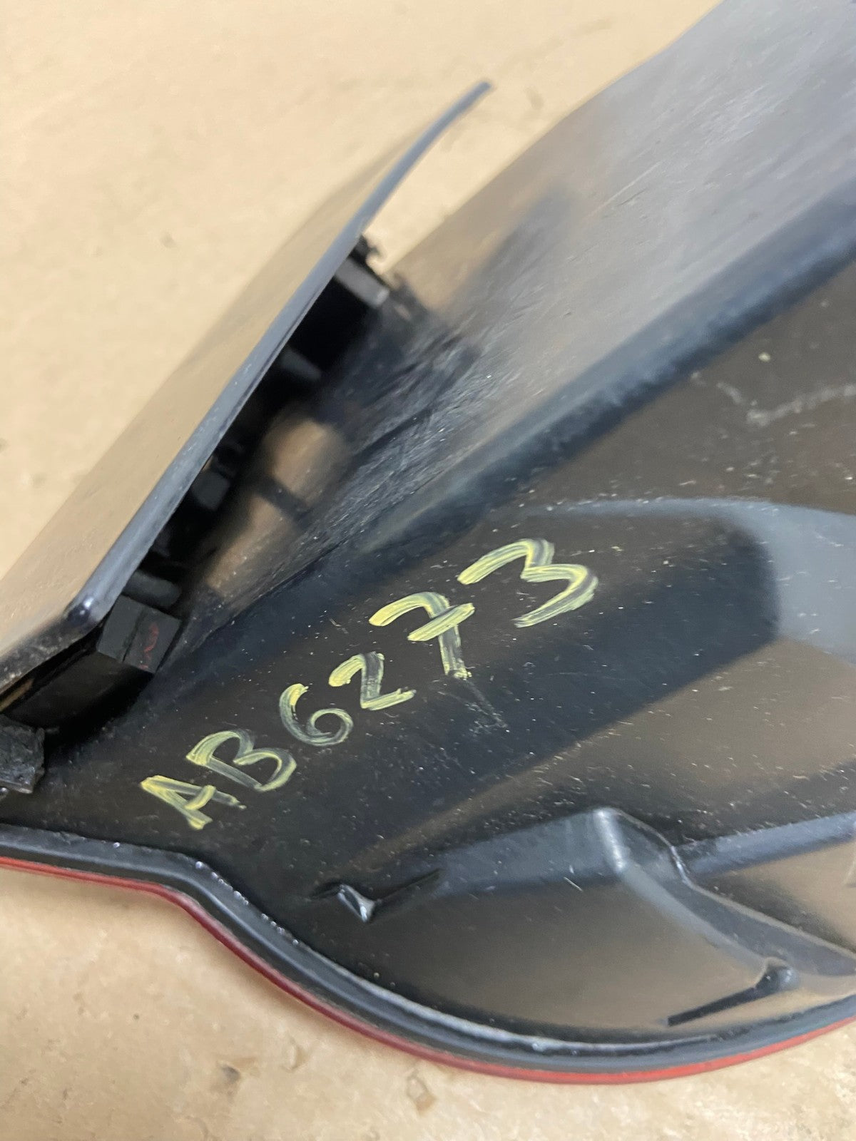 2008 2009 2010 Volkswagen Jetta Left LH Side Tail Light AB6273 LK6