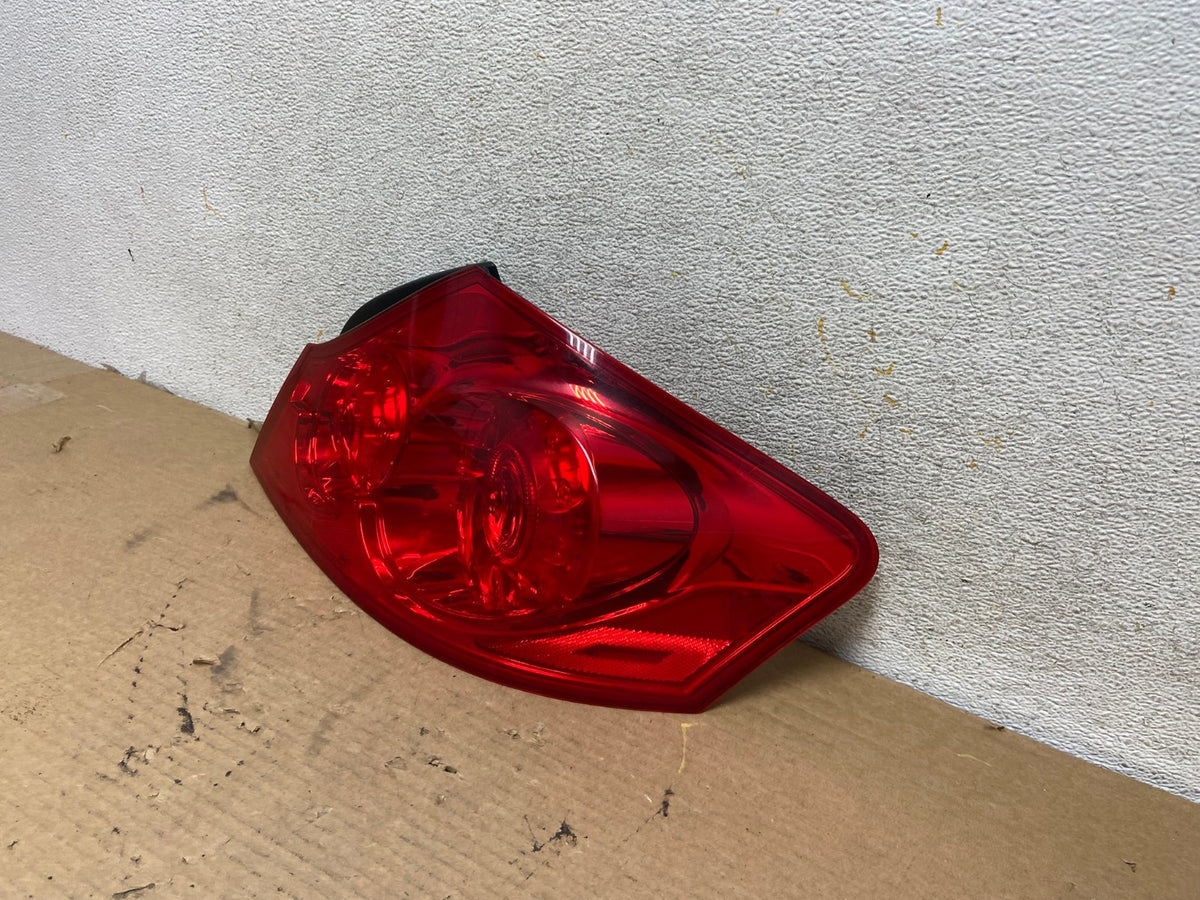 2007 to 2013 Infiniti G35 G37 Sedan Right Passenger Rh Tail Light AH4323 LK2